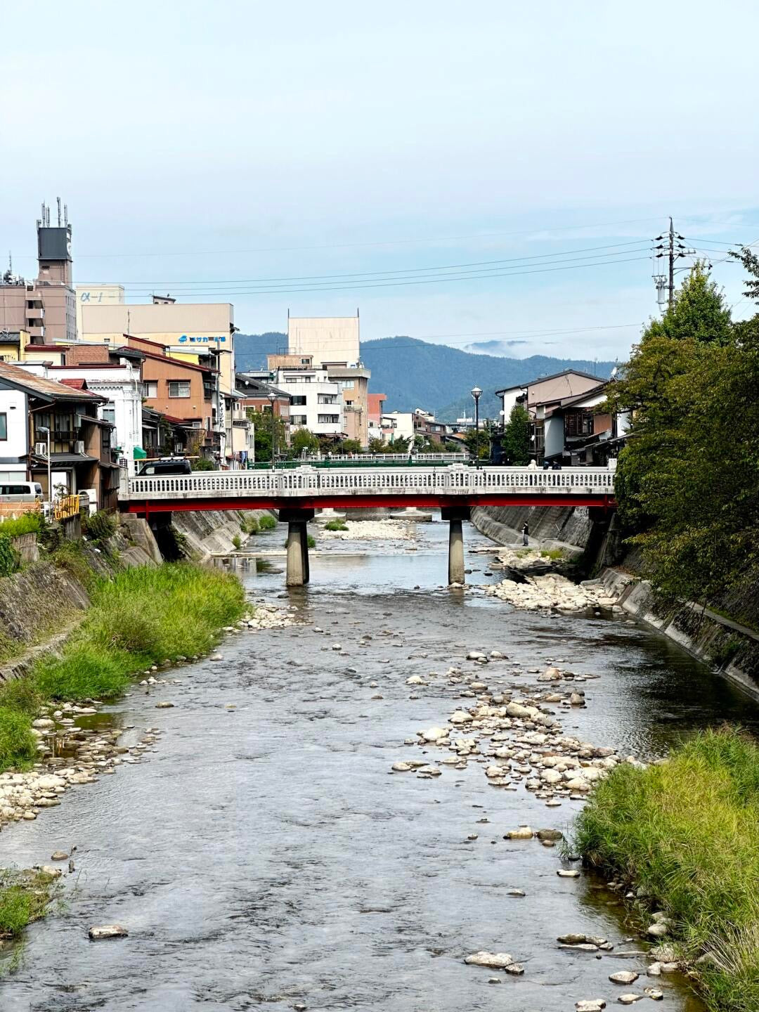 River and bridge in Hida Takayama old town